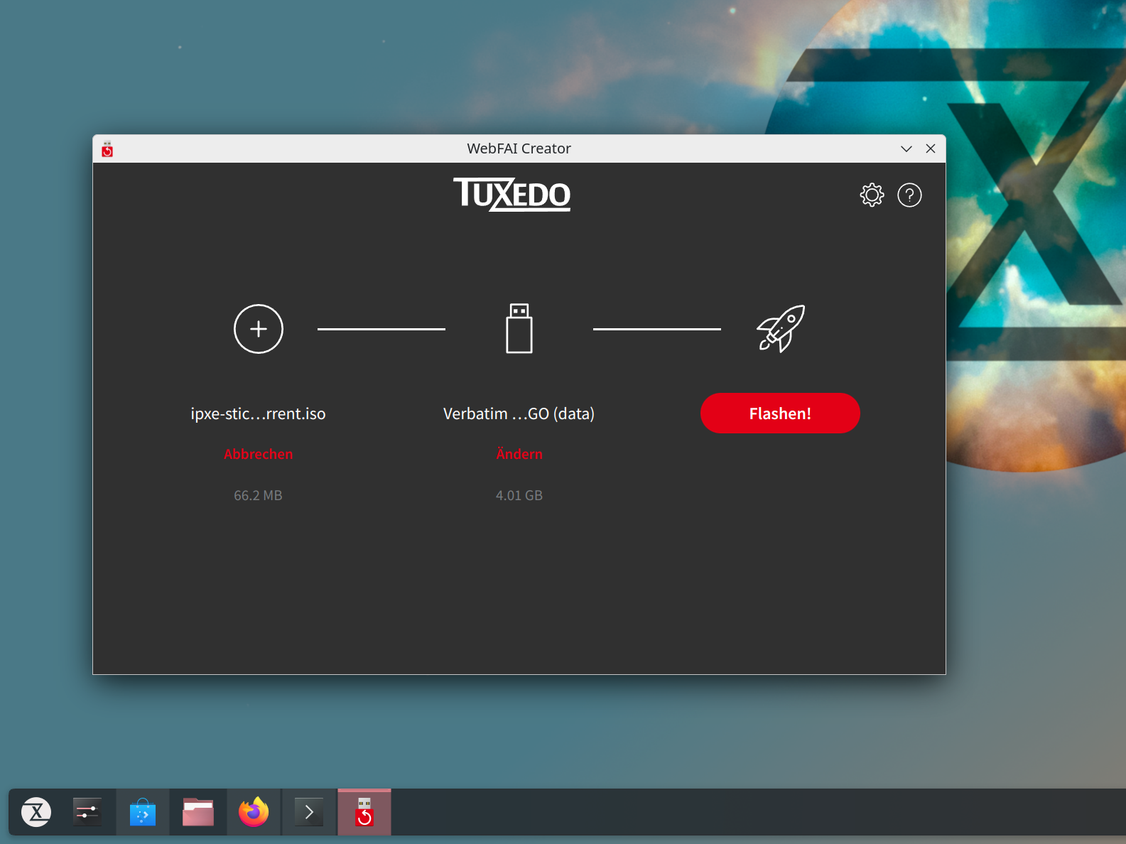 Mit einem Klick auf Flashen! beschreibt der TUXEDO WebFAI Creator den USB-Stick. Achtung: Alle Daten gehen dabei verloren.